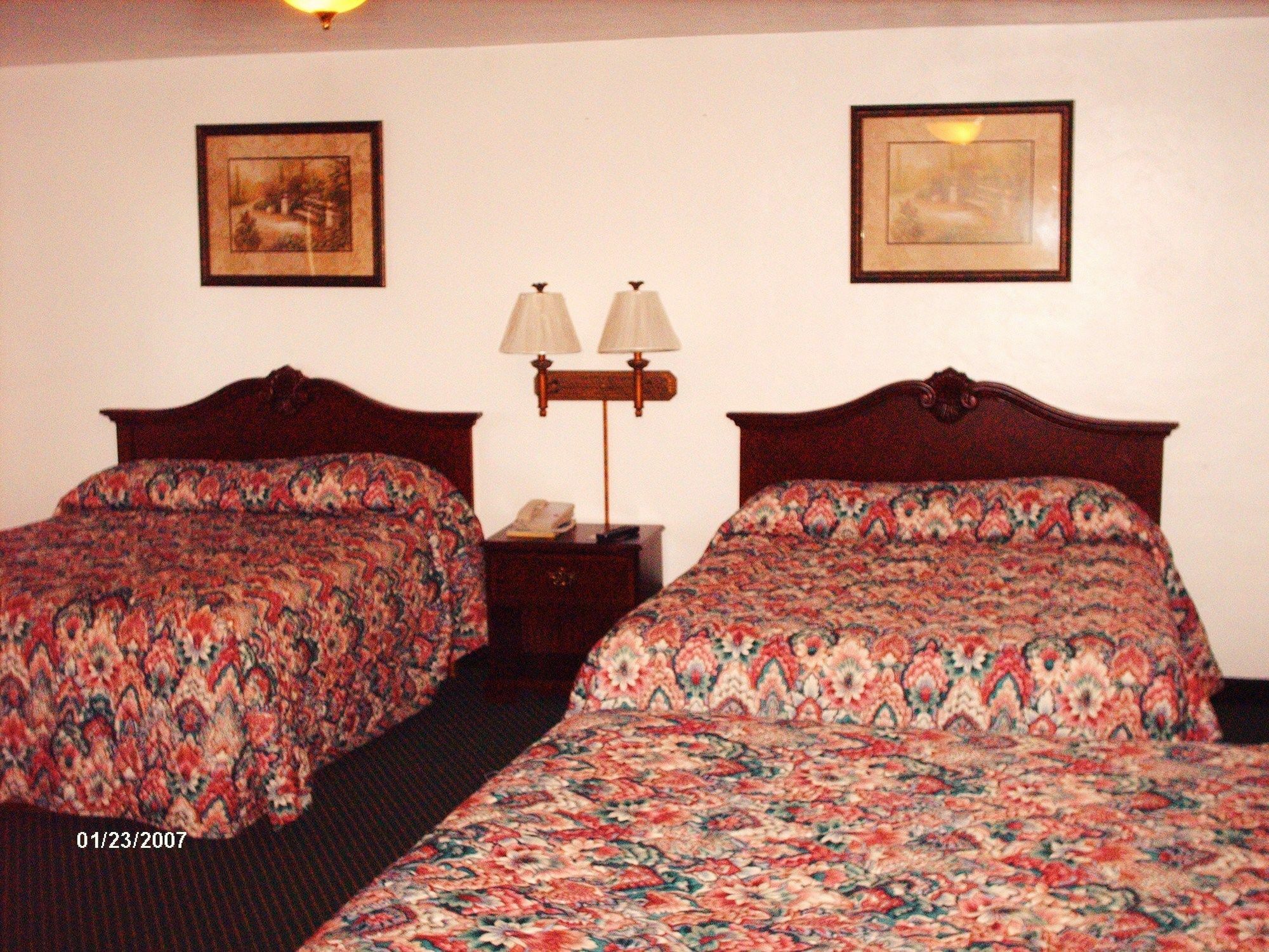 Americas Best Value Inn & Suites Klamath Falls Esterno foto